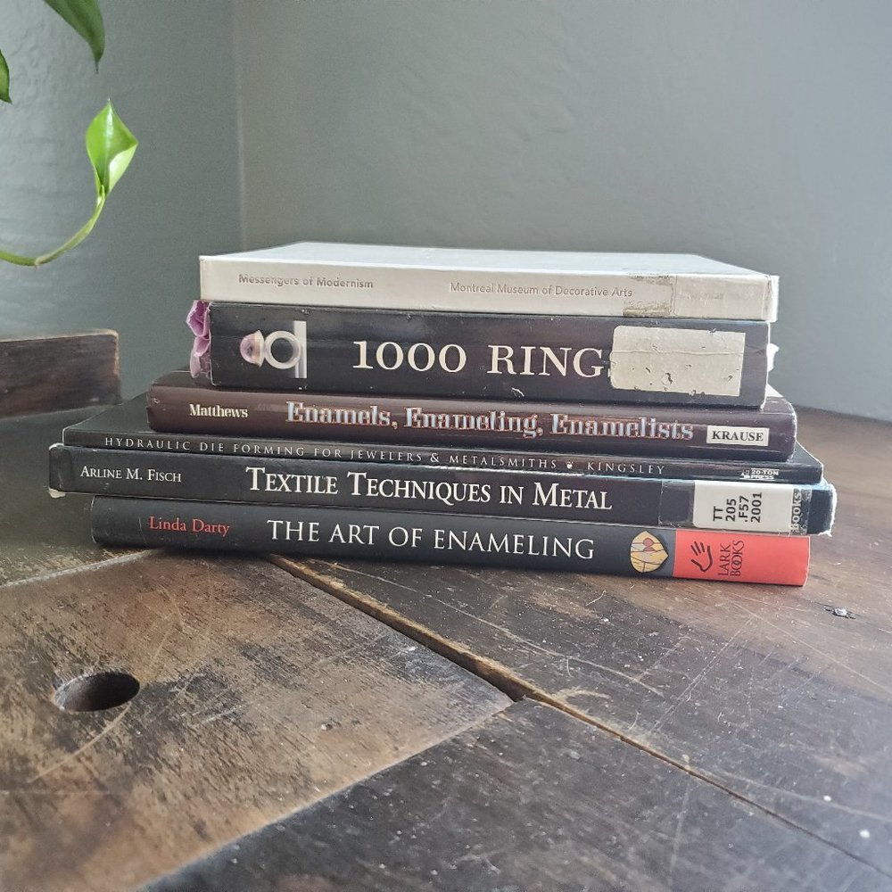 Jewelry making art textiles coffee table books